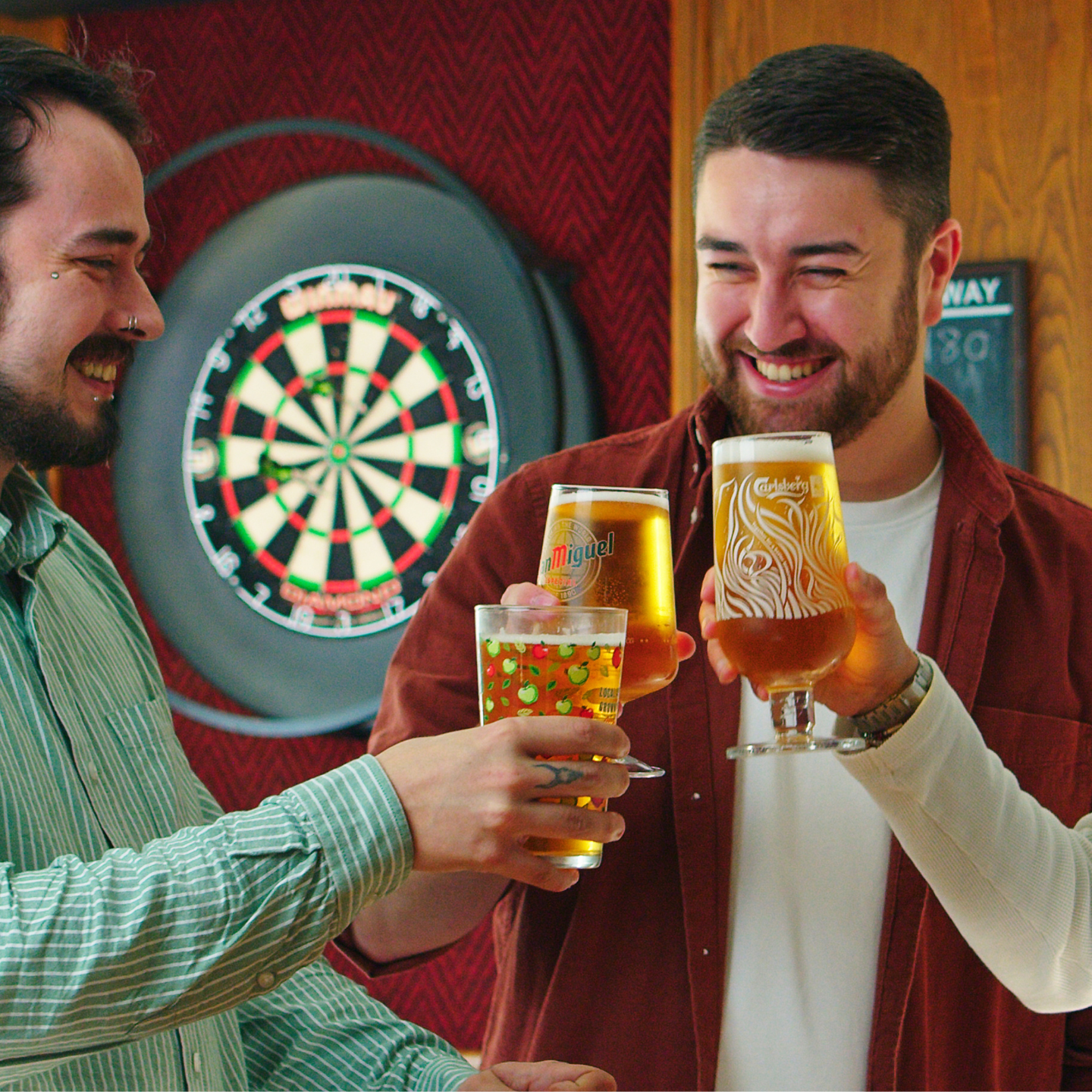 Raise a glass This Father's Day at The George Hotel in Holyhead!